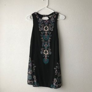 urban outfitters keyhole dress